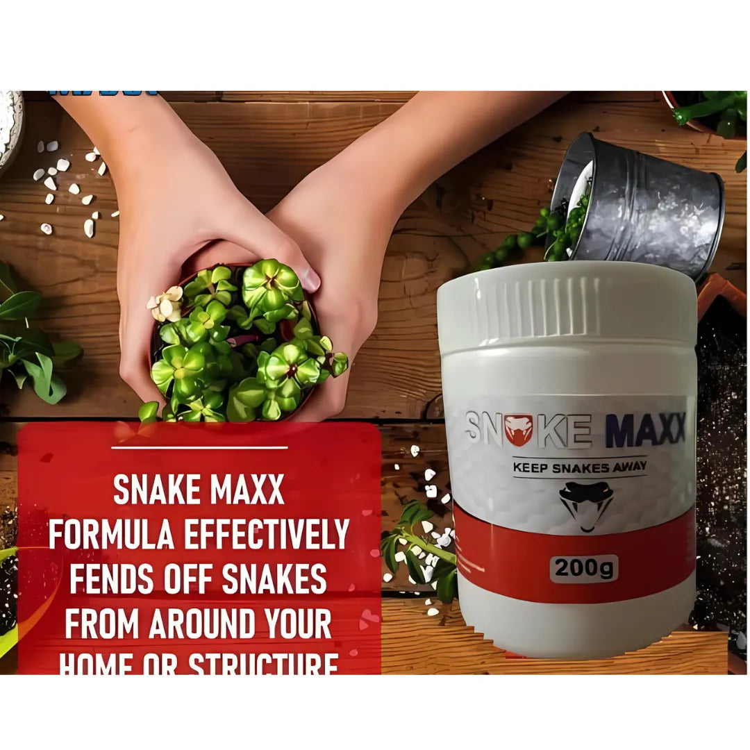 Snake Maxx Pet-Friendly Repellent Powder